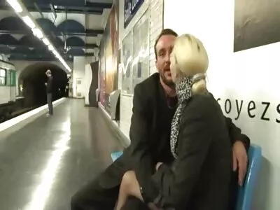 A nagyi kefél lányok sorban nyaltak, és kibaszták magukat