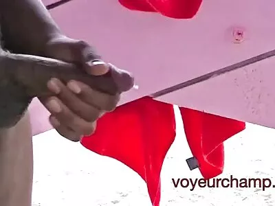Az ölébe ingyen pornó családi vette barátnőjét